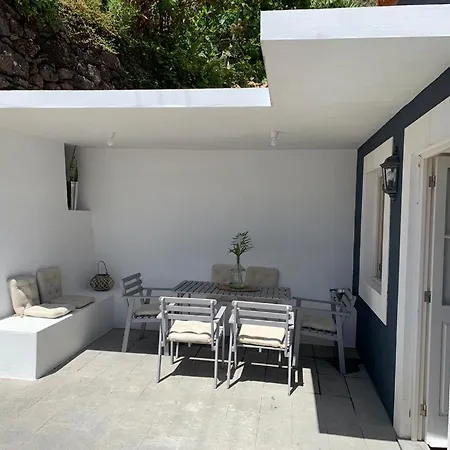 Calheta Beach House T2 *