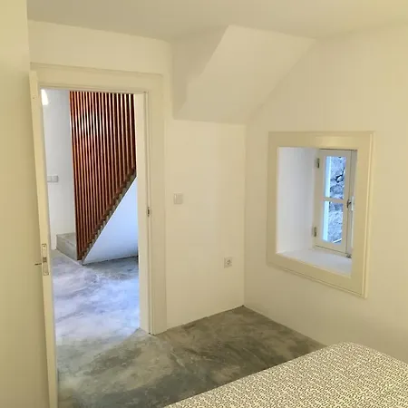 Calheta Beach House T2