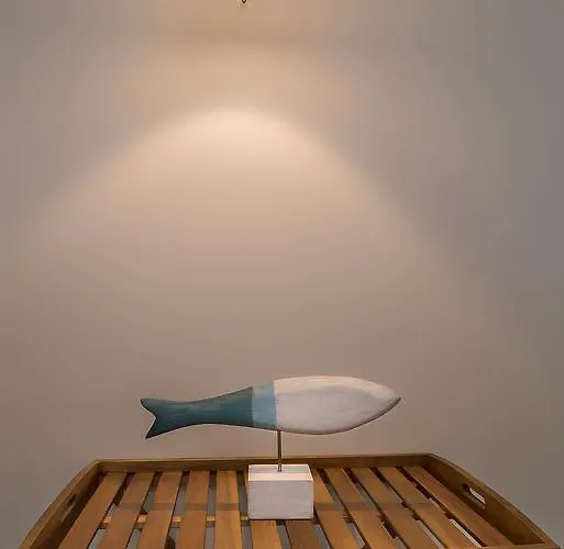 Calheta Beach House T2 Guest house