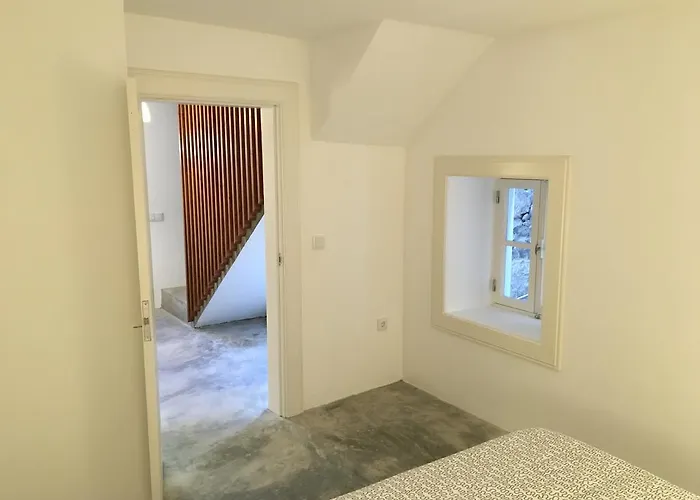 Calheta Beach House T2